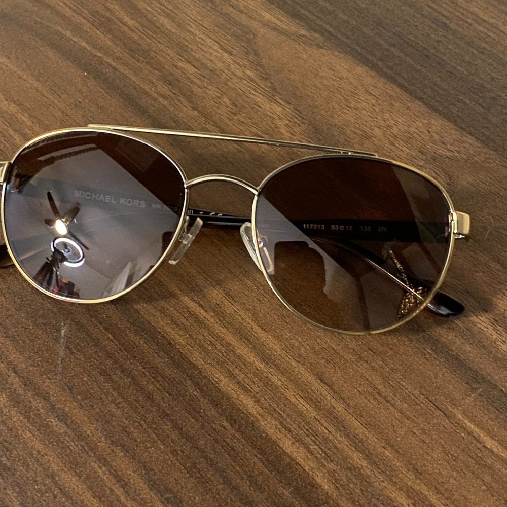 Michael Kors Sunglasses- MK 5019 (Sal) With  Case